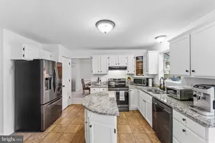 6402 Sugar Maple Ct, Fredericksburg, VA 22407 - Photo 14