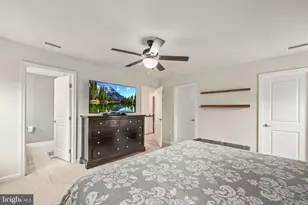 9210 Wood Creek Cir, Fredericksburg, VA 22407 - Photo 18