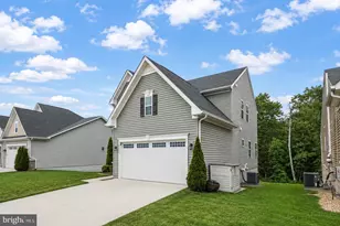 9210 Wood Creek Cir, Fredericksburg, VA 22407 - Photo 2