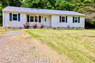 7210 MacKay Ct, Spotsylvania, VA 22553 - Photo 2