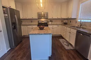 3630 Carolina Ct, Fredericksburg, VA 22408 - Photo 12