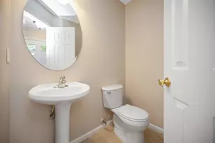 9705 Becker Ct, Fredericksburg, VA 22408 - Photo 10
