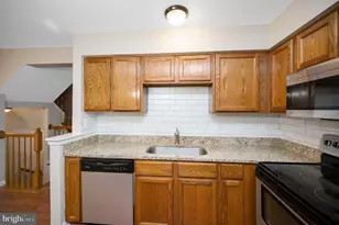 9705 Becker Ct, Fredericksburg, VA 22408 - Photo 8