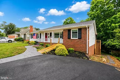 313 Laurel Avenue, Fredericksburg, VA 22408 - Photo 2