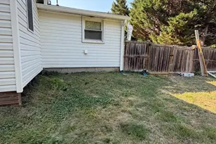 9528 Rapidan Dr, Fredericksburg, VA 22407 - Photo 14