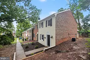 13 Bentley Ct, Fredericksburg, VA 22408 - Photo 2