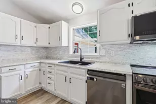 10422 Heather Greens Cir, Spotsylvania, VA 22553 - Photo 14