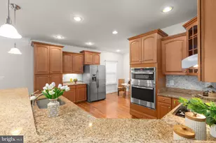 5817 S Mills Manor Ct, Fredericksburg, VA 22407 - Photo 14