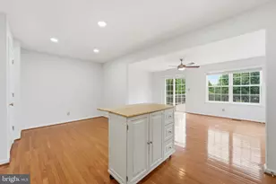 7201 Wytheville Cir, Fredericksburg, VA 22407 - Photo 8