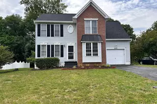 2402 Ruffin Dr, Fredericksburg, VA 22408 - Photo 1