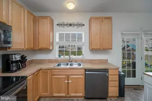 9202 Maple Valley Dr, Fredericksburg, VA 22407 - Photo 12