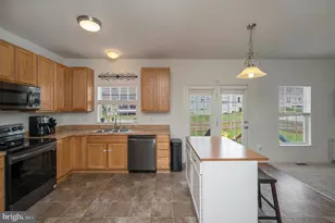 9202 Maple Valley Dr, Fredericksburg, VA 22407 - Photo 16