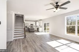 12400 Salient Ln, Spotsylvania, VA 22551 - Photo 8