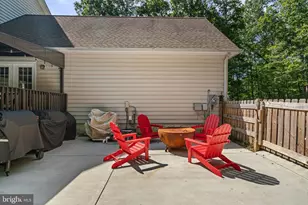 8801 General Couchs Ct, Fredericksburg, VA 22407 - Photo 34