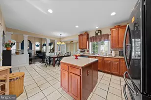 5601 Heritage Hills Cir, Fredericksburg, VA 22407 - Photo 16