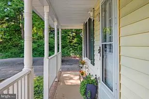 6811 Plantation Forest Dr, Spotsylvania, VA 22553 - Photo 6