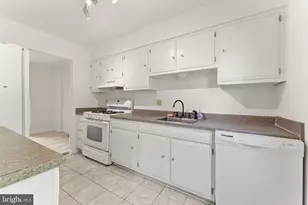 4503 Garfield Ct, Fredericksburg, VA 22408 - Photo 4