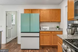12006 Wales Dr, Fredericksburg, VA 22407 - Photo 8