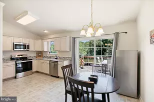 10132 Wallers Rd, Partlow, VA 22534 - Photo 8