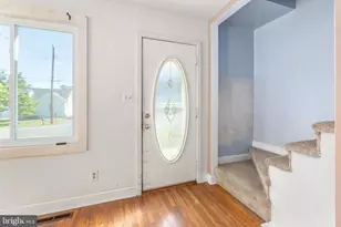117 Hill St, Fredericksburg, VA 22408 - Photo 2