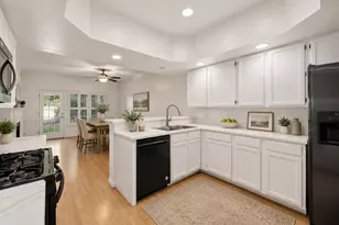 10004 Sandwedge Ct, Fredericksburg, VA 22408 - Photo 2