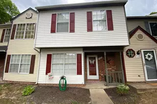 11185 Kensington Pl, Fredericksburg, VA 22407 - Photo 2