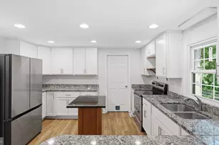 11704 Camelot Way, Fredericksburg, VA 22407 - Photo 8