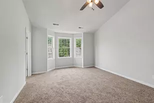 11402 Silverleaf Ln, Fredericksburg, VA 22407 - Photo 4