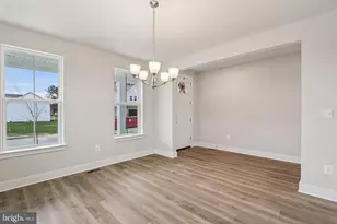 11509 Chalmers Ln, Fredericksburg, VA 22407 - Photo 8
