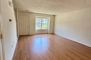 9906 Warwick Pl, Fredericksburg, VA 22408 - Photo 2