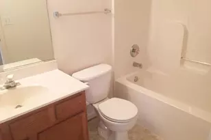 9906 Warwick Pl, Fredericksburg, VA 22408 - Photo 8