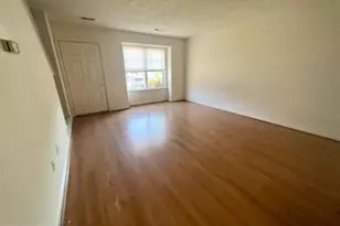 9906 Warwick Pl, Fredericksburg, VA 22408 - Photo 2