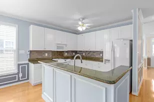 11703 Legacy Woods Dr, Fredericksburg, VA 22407 - Photo 10