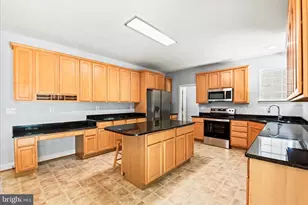 9912 Holland Meadows Ct, Fredericksburg, VA 22408 - Photo 18