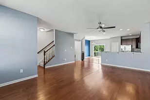 1428 Hudgins Farm Cir, Fredericksburg, VA 22408 - Photo 6