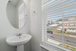 1428 Hudgins Farm Cir, Fredericksburg, VA 22408 - Photo 12