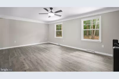 211 Hardwood Lane, Fredericksburg, VA 22408 - Photo 10