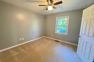 10608 Holleybrooke Dr, Spotsylvania, VA 22553 - Photo 16