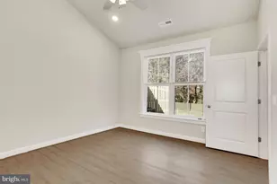 5625 Finley Rose Ct, Fredericksburg, VA 22407 - Photo 10
