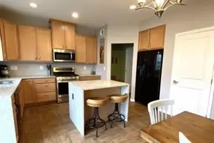 9411 Wood Creek Cir, Fredericksburg, VA 22407 - Photo 10