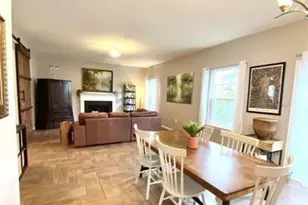 9411 Wood Creek Cir, Fredericksburg, VA 22407 - Photo 6
