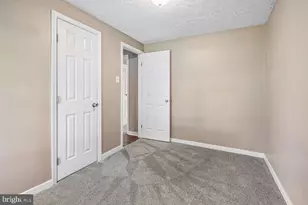 11106 Huntington Woods Cir, Fredericksburg, VA 22407 - Photo 10