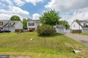 12215 Stonehenge Dr, Fredericksburg, VA 22407 - Photo 4