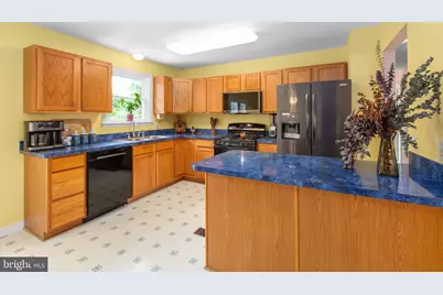 12215 Stonehenge Drive, Fredericksburg, VA 22407 - Photo 10