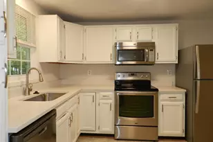 10605 Holleybrooke Dr, Spotsylvania, VA 22553 - Photo 10
