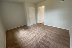 209 Hamilton St, Fredericksburg, VA 22408 - Photo 12