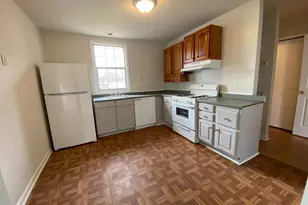 209 Hamilton St, Fredericksburg, VA 22408 - Photo 4