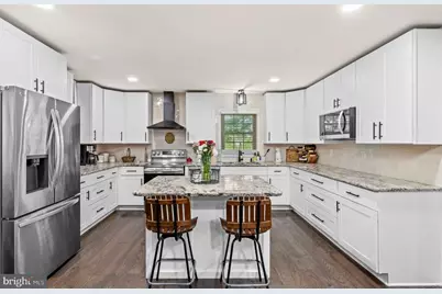 7501 Hunters Lodge Drive, Spotsylvania, VA 22551 - Photo 2