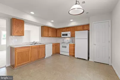 327 Ellery Court, Fredericksburg, VA 22408 - Photo 8