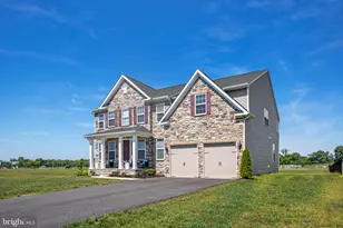 10052 Premier St, Fredericksburg, VA 22408 - Photo 6